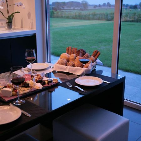B&B Kanegem Onverbloemd Tielt Bagian luar foto