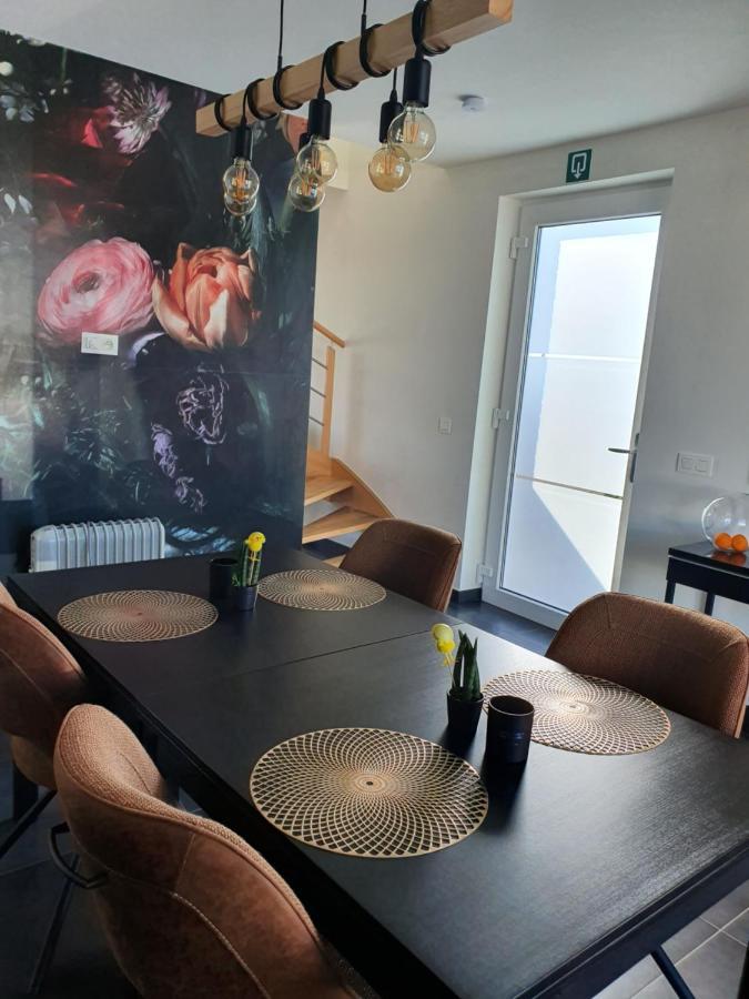 B&B Kanegem Onverbloemd Tielt Bagian luar foto