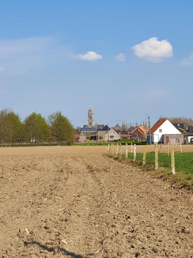 B&B Kanegem Onverbloemd Tielt Bagian luar foto